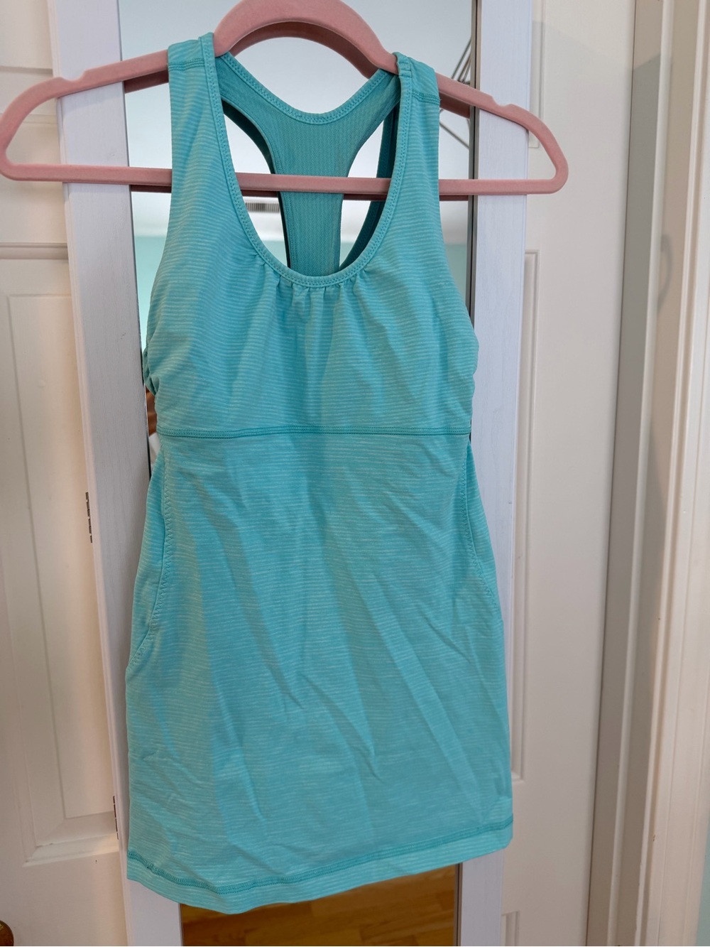 Lululemon Women’s Aqua Racerback Tank